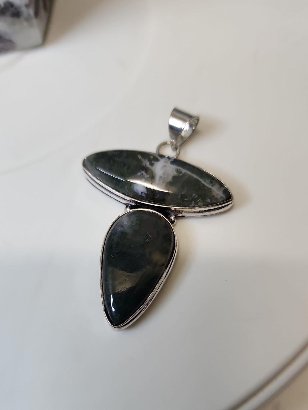 Moss Agate Dual-Teardrop Pendant Necklace in Deep Green